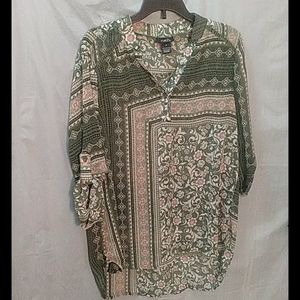 Rue21 printed tunic top size M